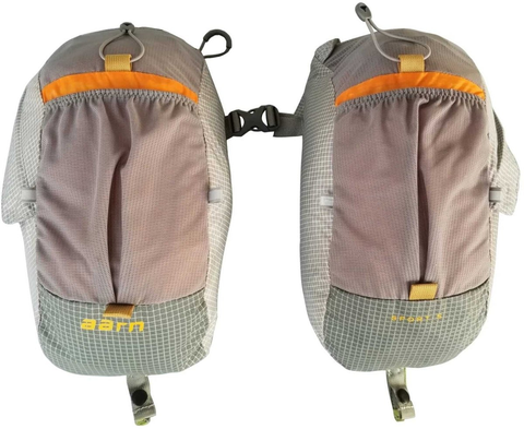 Balance pockets with Aarn backpacks