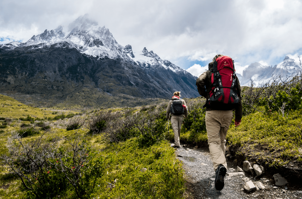Smart Storage: Innovative Packing Cubes for Lightweight Hikes - Light Hiking Gear