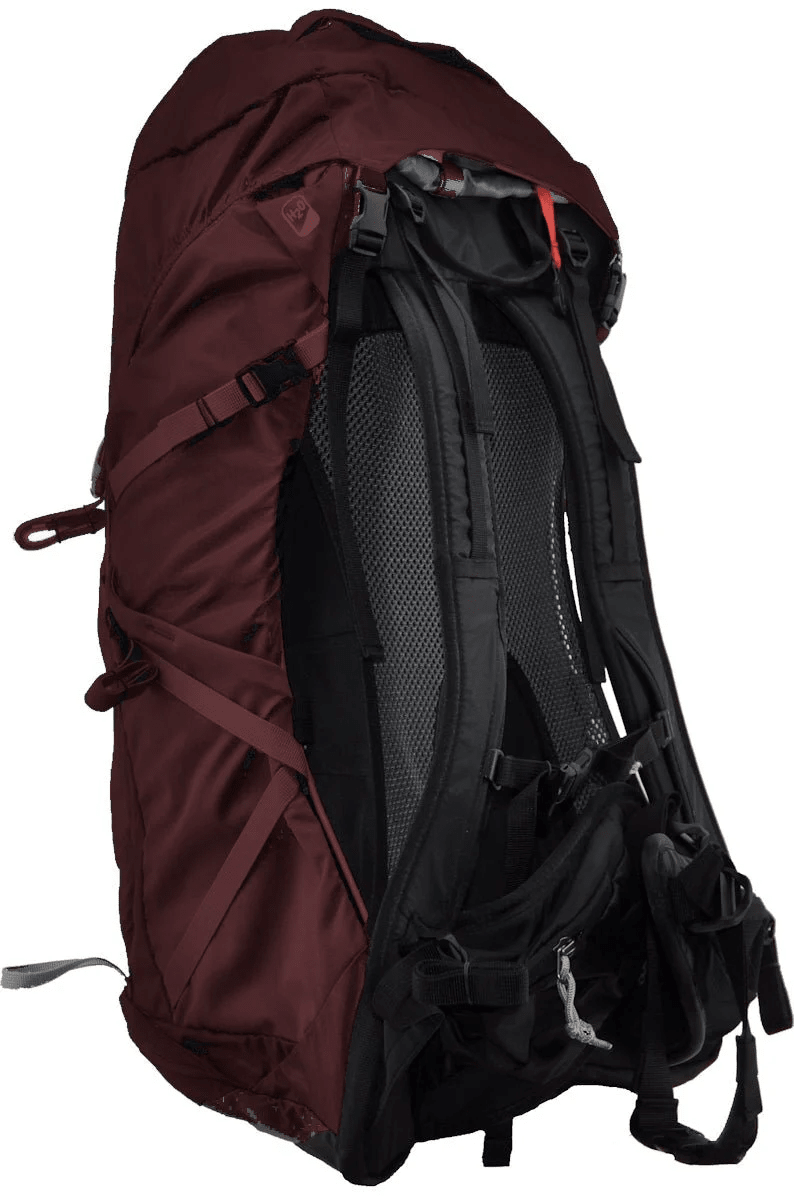 The Long-Distance Hiker Mindset: What Thru-Hikers Actually Carry and Why - Light Hiking Gear