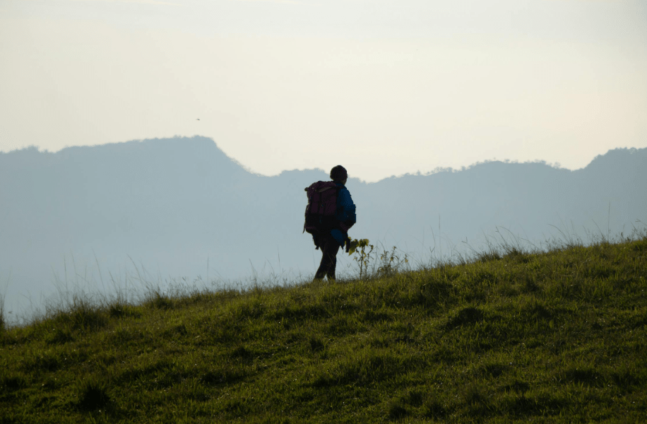The Science of Load Balance: Why Traditional Packs Tire You Out Faster - Light Hiking Gear